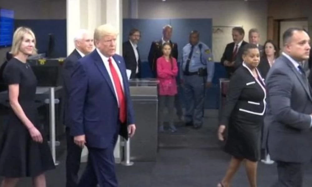 Τον πληρώνει με το ίδιο νόμισμα - Τούνμπεργκ: Χαλάρωσε Ντόναλντ